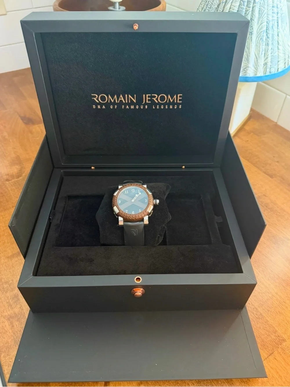 Romain Jerome Titanic dna La Grande Oxy iii